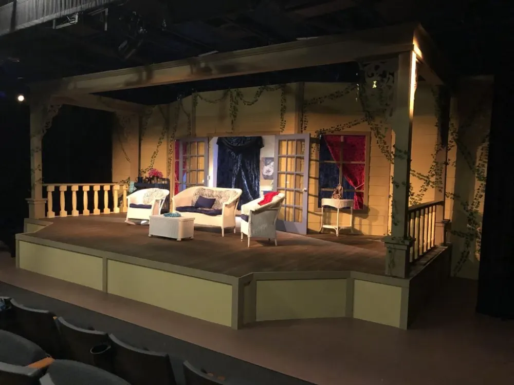 Пена в театре